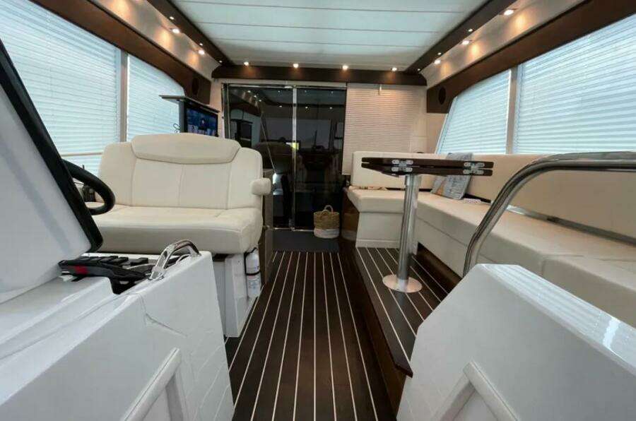 48ft Cruisers Yachts Yacht For Sale