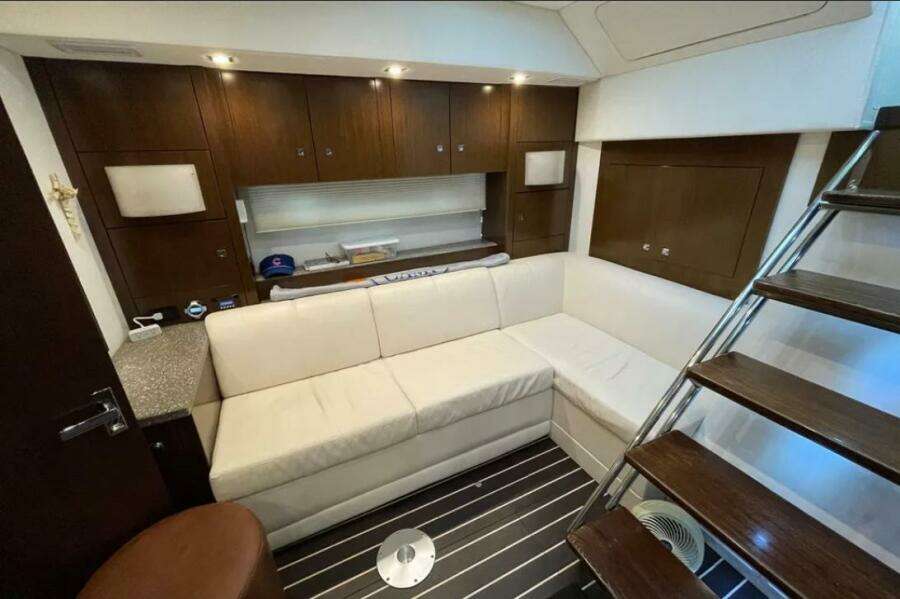 48ft Cruisers Yachts Yacht For Sale