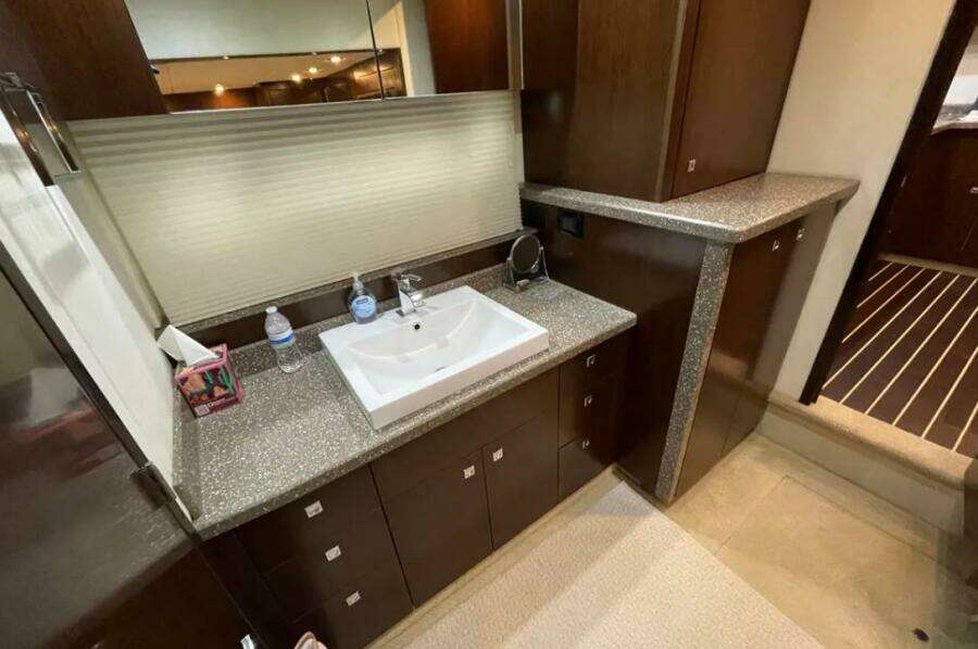 48ft Cruisers Yachts Yacht For Sale