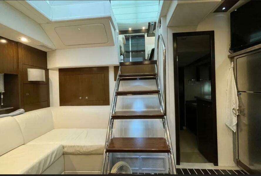 48ft Cruisers Yachts Yacht For Sale