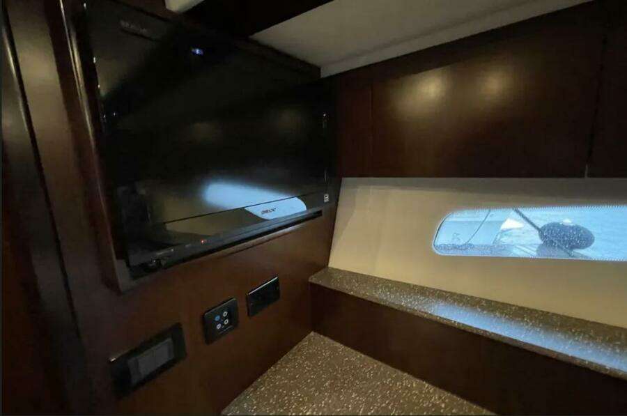48ft Cruisers Yachts Yacht For Sale