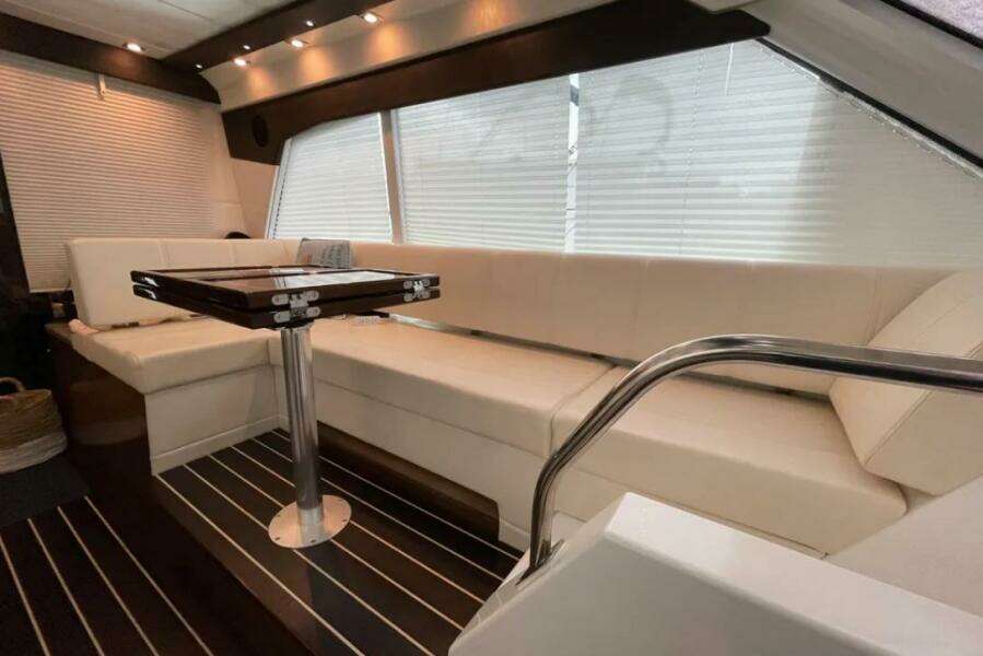 48ft Cruisers Yachts Yacht For Sale