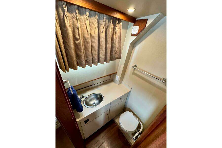 Rosie McLane 46ft Westcoast Yacht For Sale