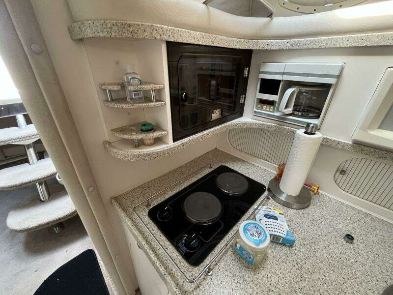 Si Caro 37ft Rinker Yacht For Sale