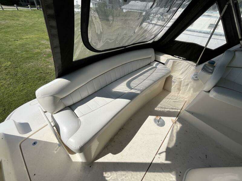 Si Caro 37ft Rinker Yacht For Sale