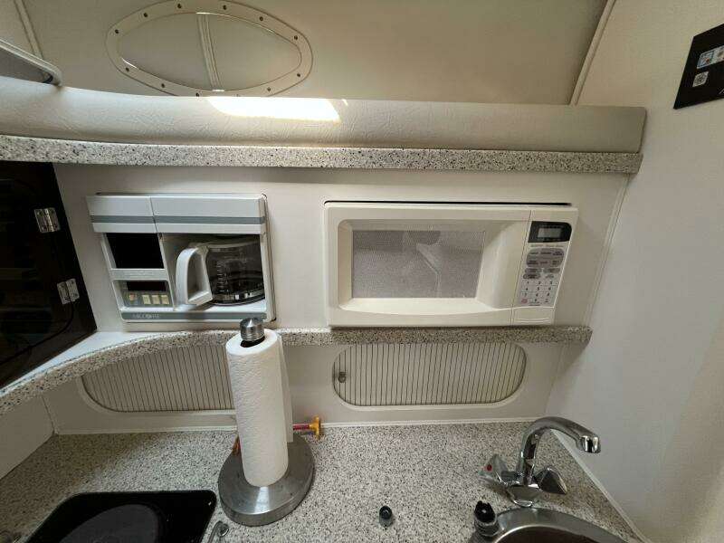 Si Caro 37ft Rinker Yacht For Sale