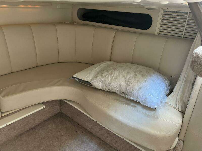 Si Caro 37ft Rinker Yacht For Sale