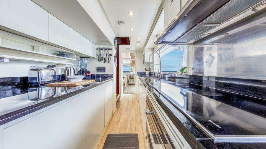 Dylan Anne 108ft Benetti Yacht For Sale Dylan Anne 108ft Benetti Yacht For Sale