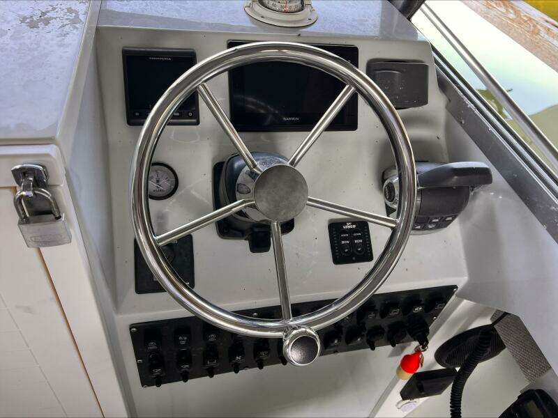 26ft Shamrock Yacht For Sale