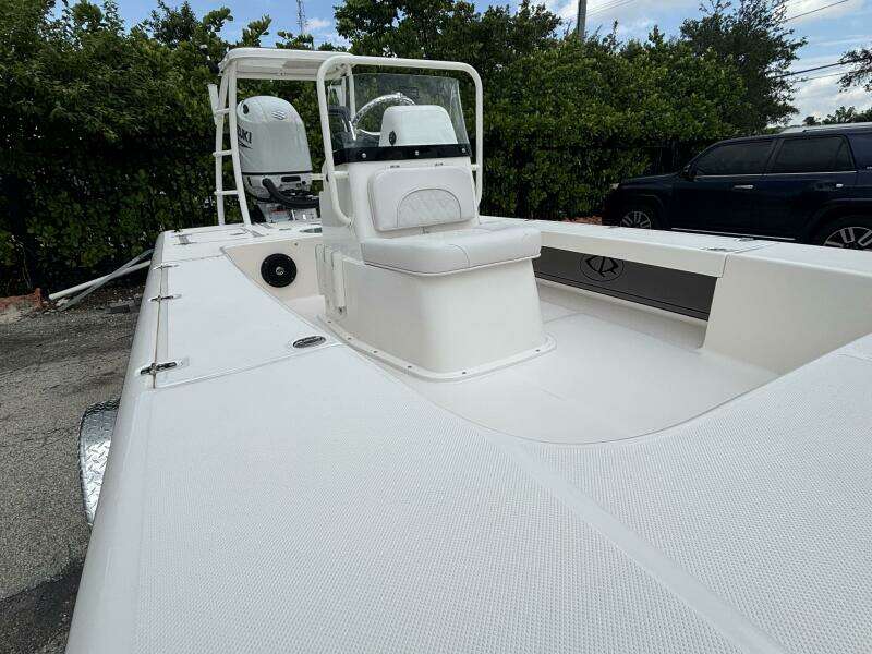 19ft Spyder Yacht For Sale