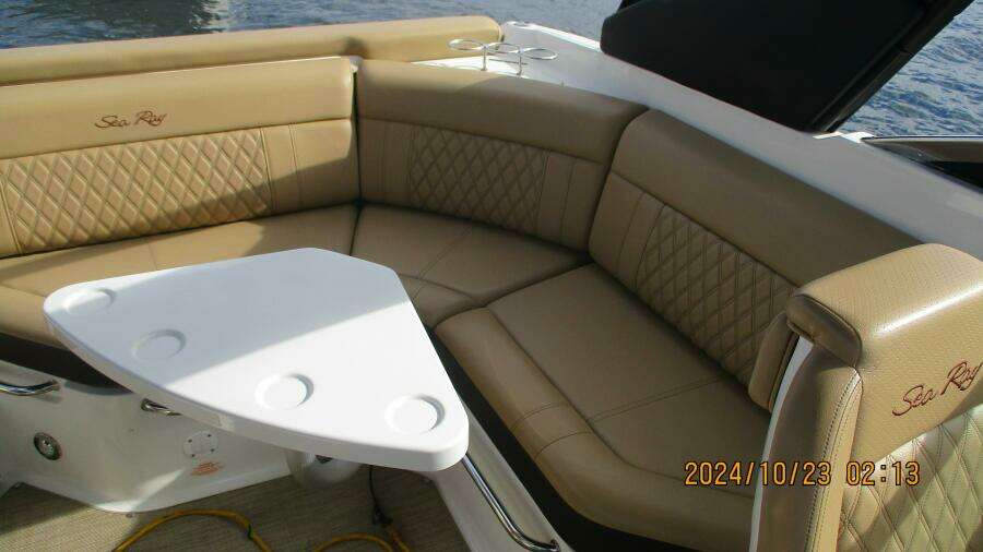 25ft Sea Ray Yacht For Sale