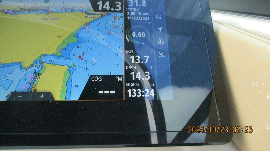 25ft Sea Ray Yacht For Sale