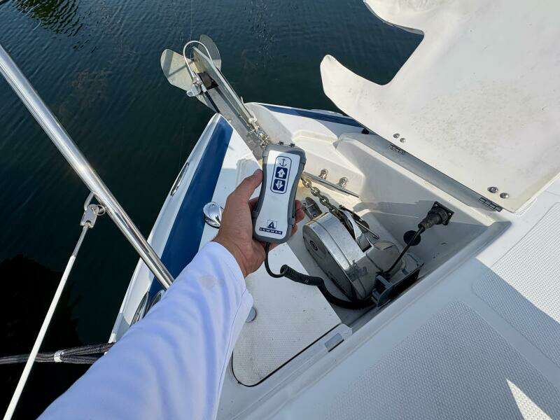 34ft Crownline Yacht For Sale