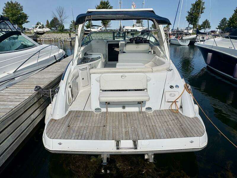 34ft Crownline Yacht For Sale