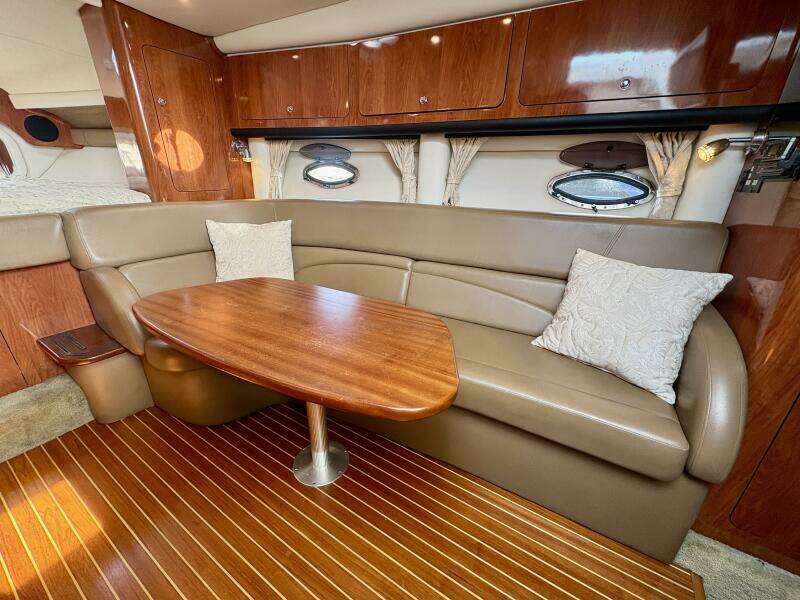 34ft Crownline Yacht For Sale