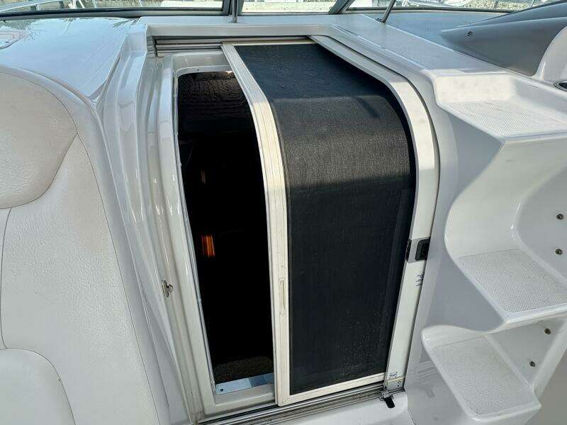 34ft Crownline Yacht For Sale