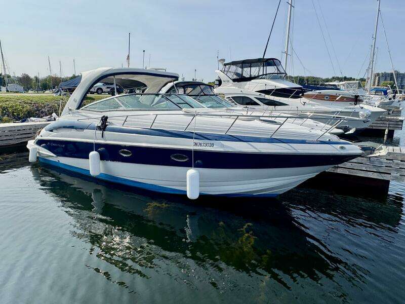 34ft Crownline Yacht For Sale