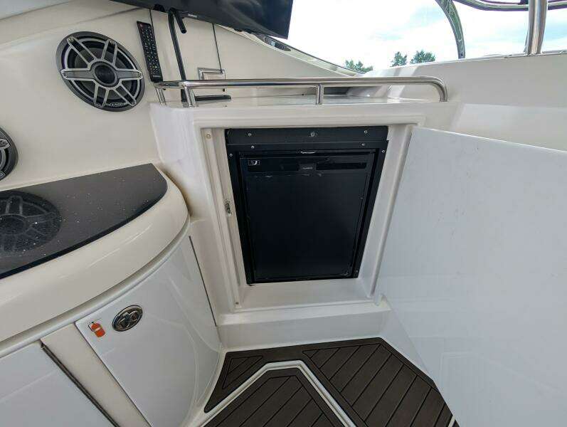 PARADISE 52ft Cruisers Yachts Yacht For Sale