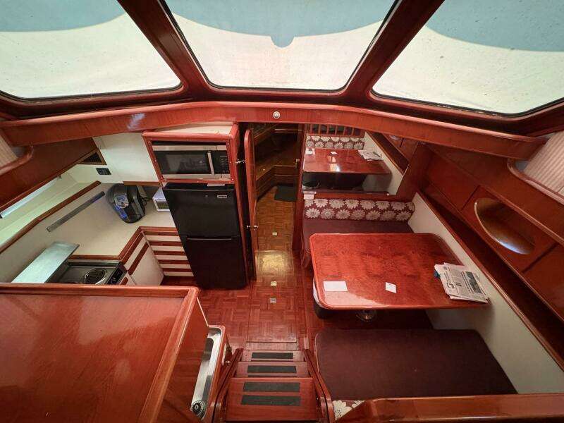 45ft Aquarius Yacht For Sale