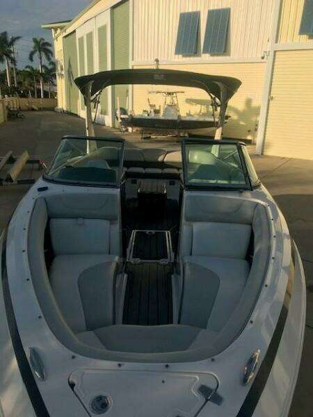 25ft Regal Yacht For Sale