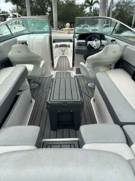 25ft Regal Yacht For Sale