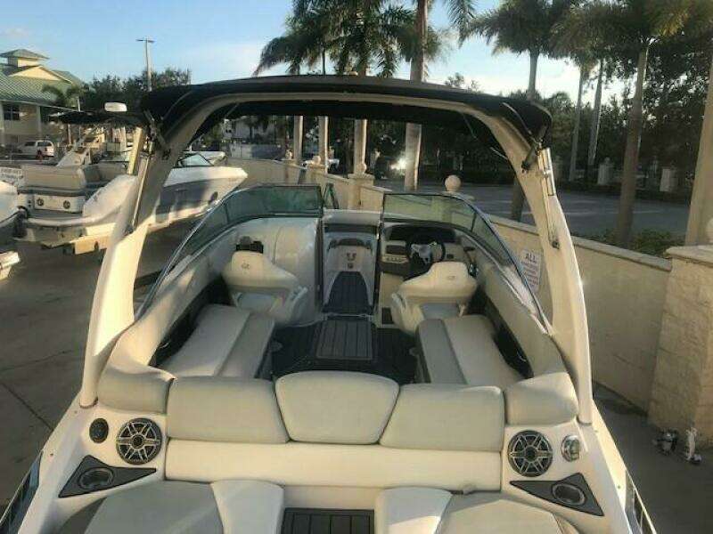 25ft Regal Yacht For Sale