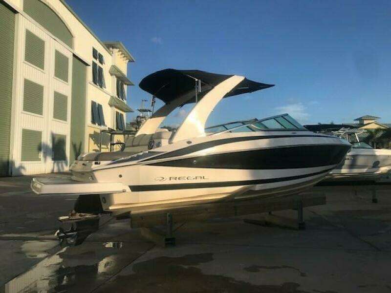 25ft Regal Yacht For Sale