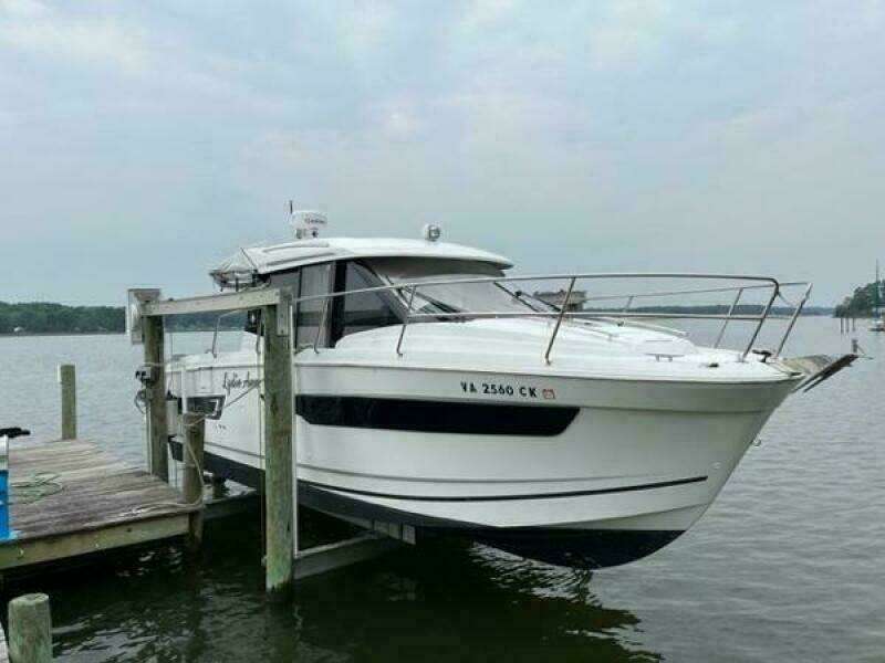 Lydie Ann 29ft Jeanneau Yacht For Sale