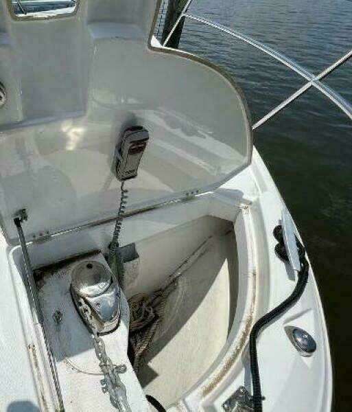 Lydie Ann 29ft Jeanneau Yacht For Sale
