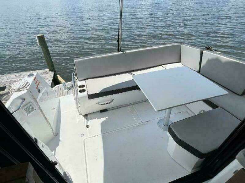 Lydie Ann 29ft Jeanneau Yacht For Sale