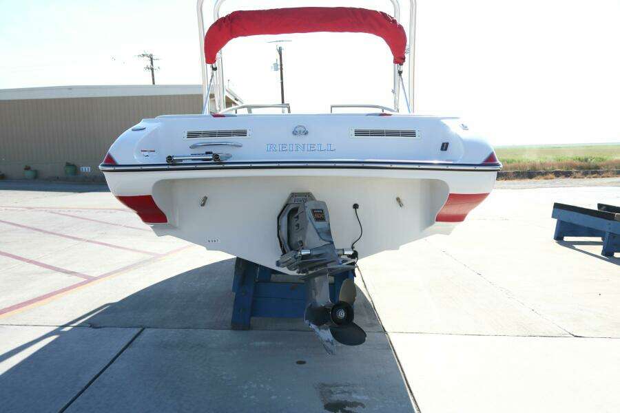 20ft Reinell Yacht For Sale