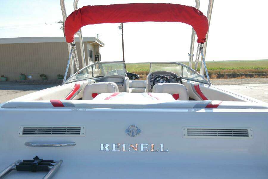 20ft Reinell Yacht For Sale