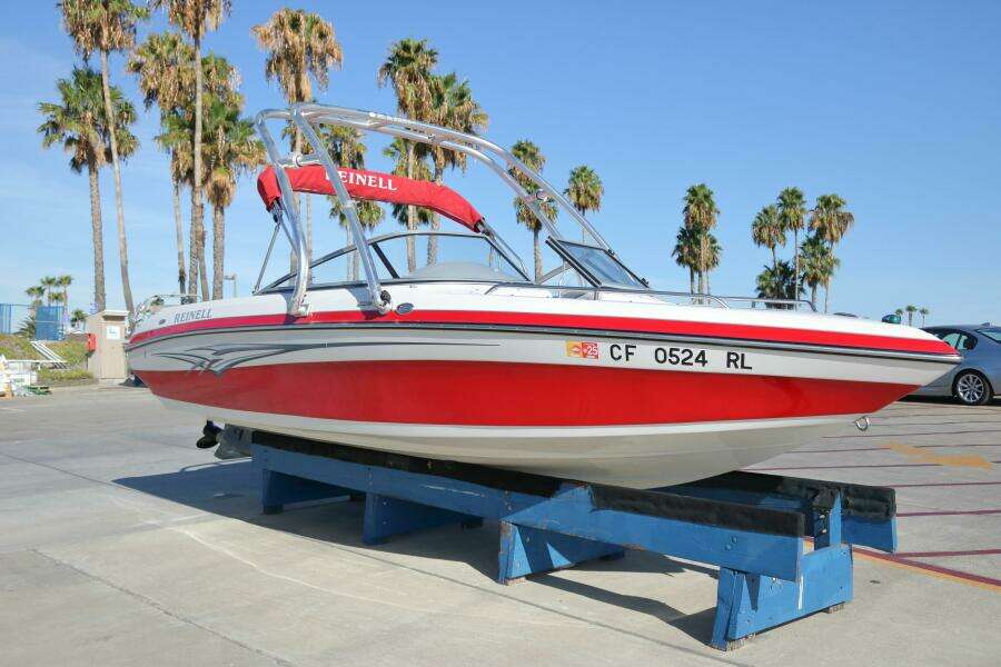 20ft Reinell Yacht For Sale