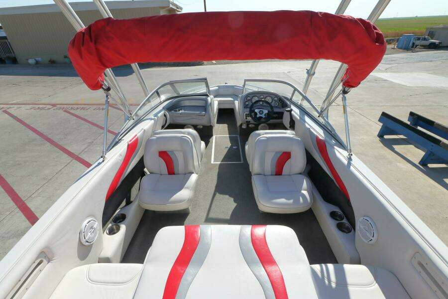 20ft Reinell Yacht For Sale