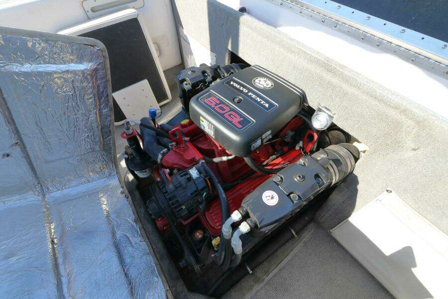 20ft Reinell Yacht For Sale