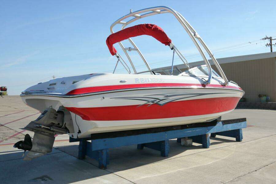 20ft Reinell Yacht For Sale