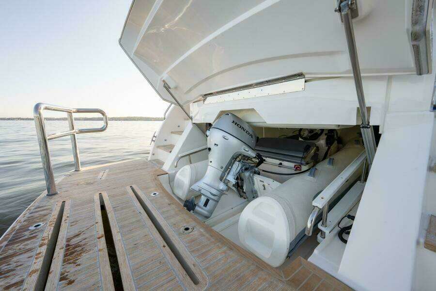 Greyhound 54ft Riviera Yacht For Sale