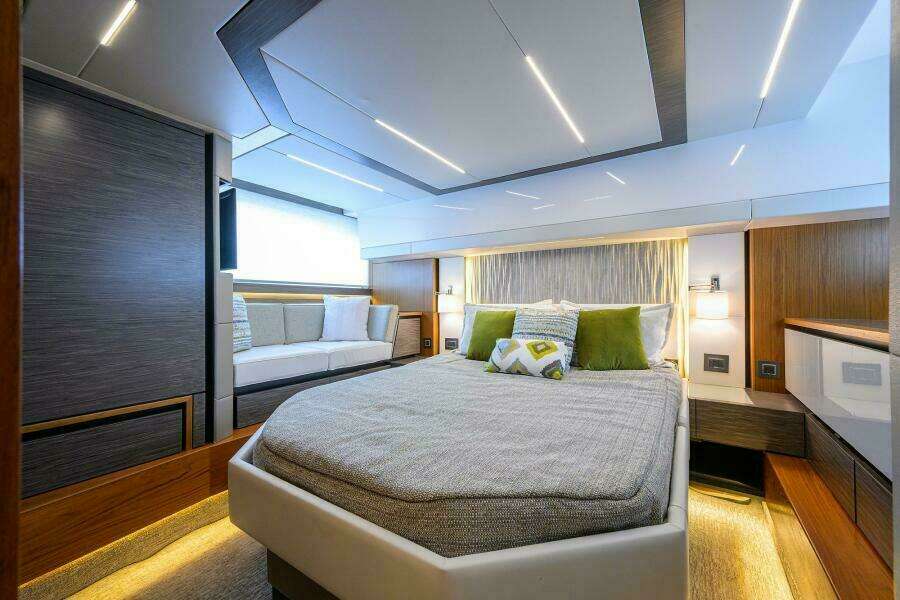 JENA 49ft Tiara Yachts Yacht For Sale