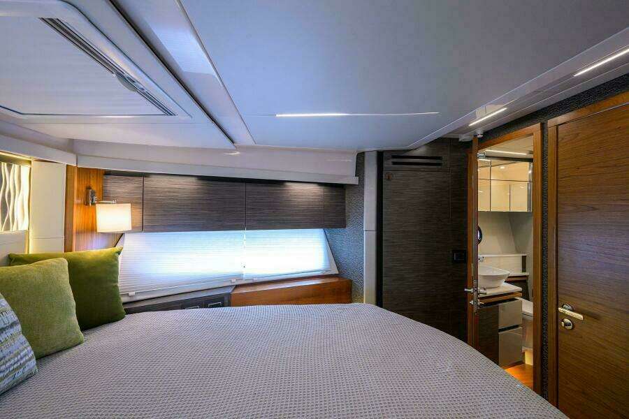JENA 49ft Tiara Yachts Yacht For Sale