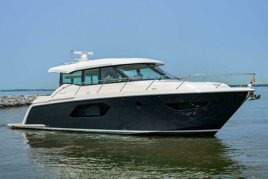 JENA 49ft Tiara Yachts Yacht For Sale