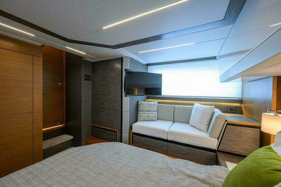 JENA 49ft Tiara Yachts Yacht For Sale