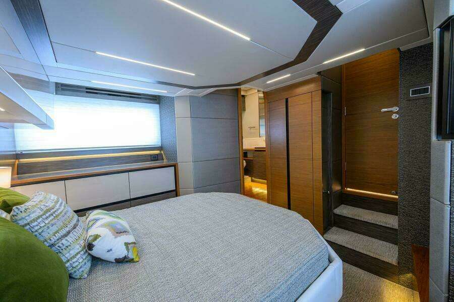 JENA 49ft Tiara Yachts Yacht For Sale