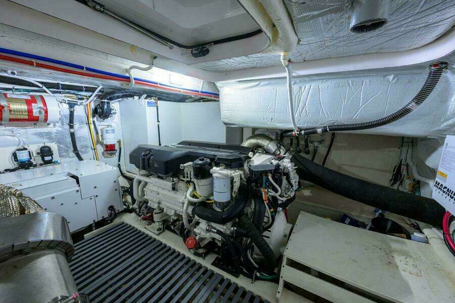 JENA 49ft Tiara Yachts Yacht For Sale
