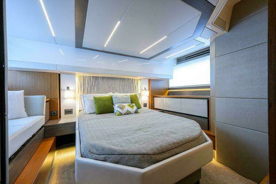 JENA 49ft Tiara Yachts Yacht For Sale