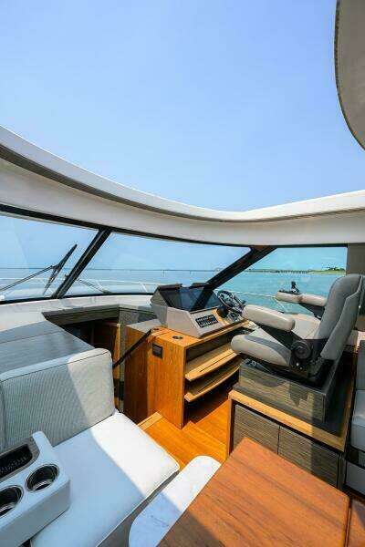 JENA 49ft Tiara Yachts Yacht For Sale