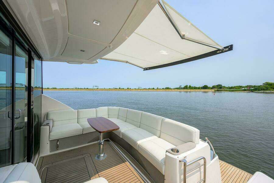 JENA 49ft Tiara Yachts Yacht For Sale