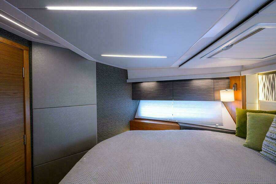 JENA 49ft Tiara Yachts Yacht For Sale
