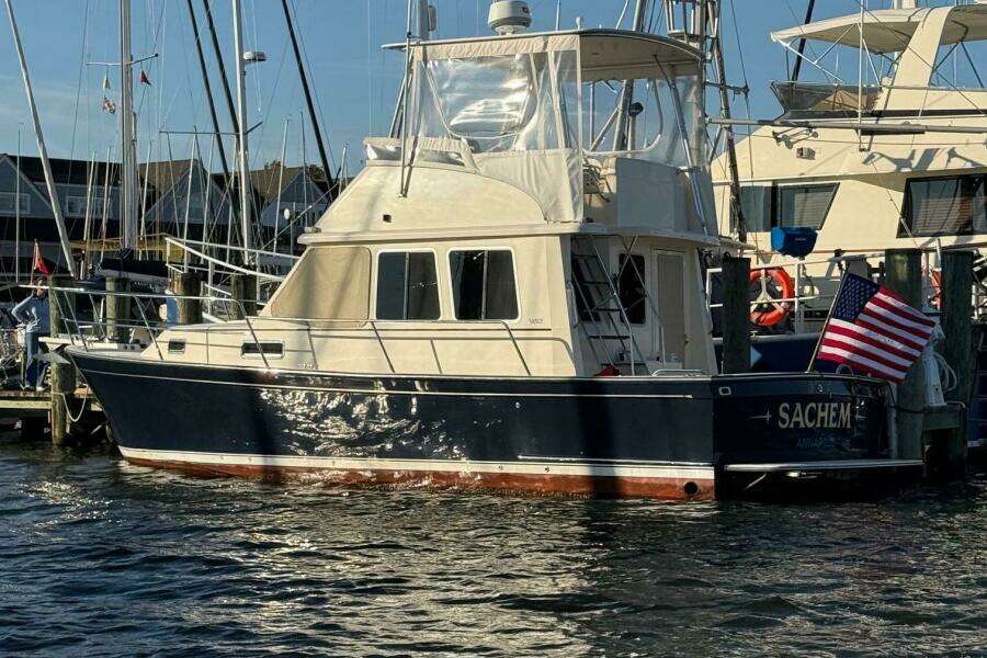 Sachem 36ft Sabre Yacht For Sale