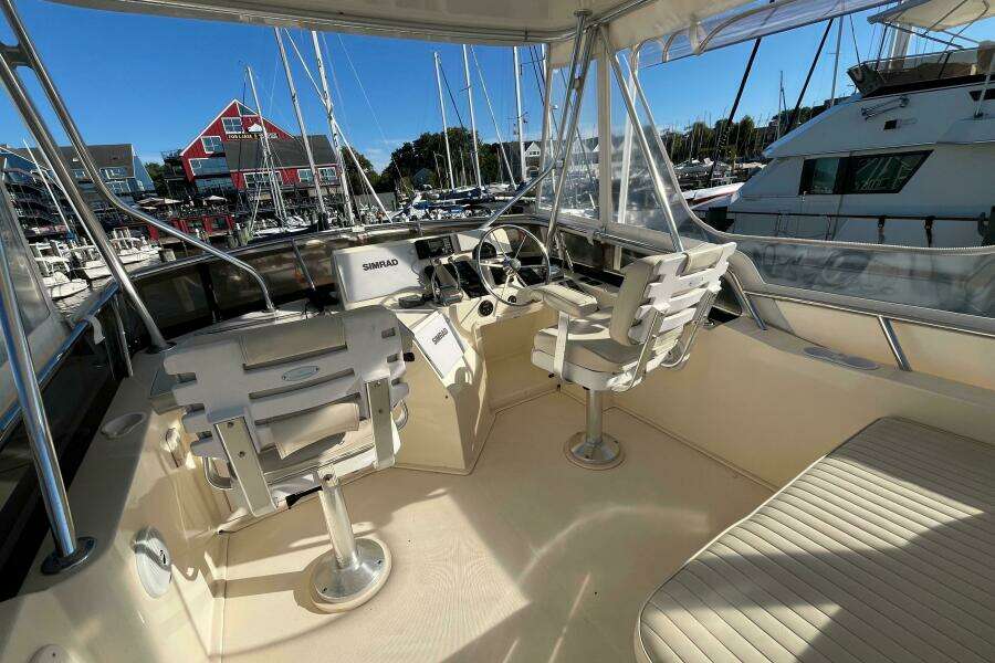 Sachem 36ft Sabre Yacht For Sale