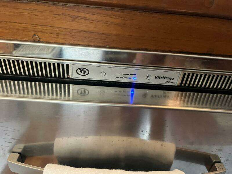 Chosen Sun 42ft Grand Banks Yacht For Sale